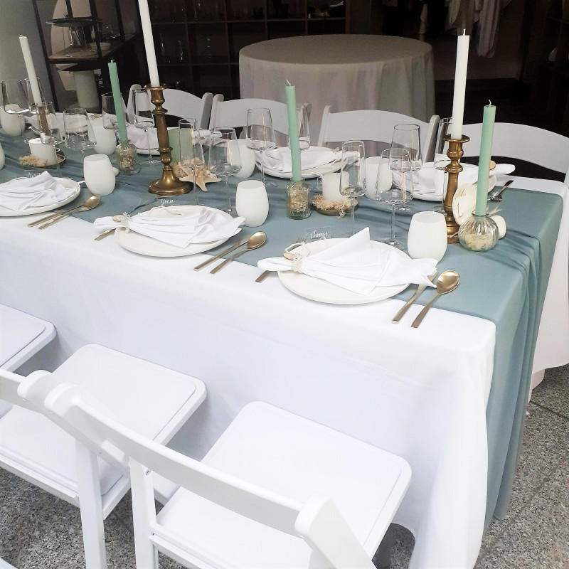 Chaise Wedding