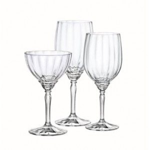 Location de verre anciens à Montélimar
