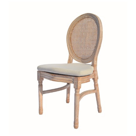 Chaise médaillon à louer en Provence