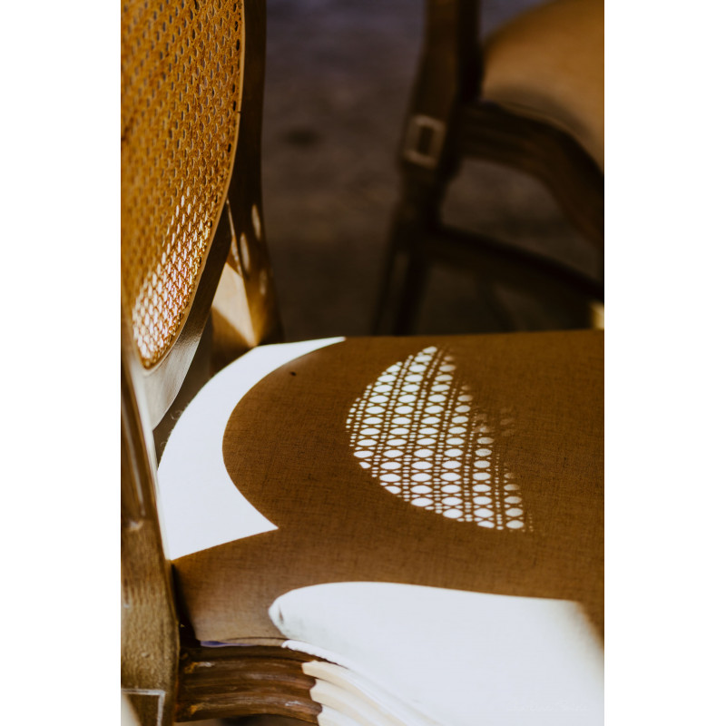 Chaise Médaillon