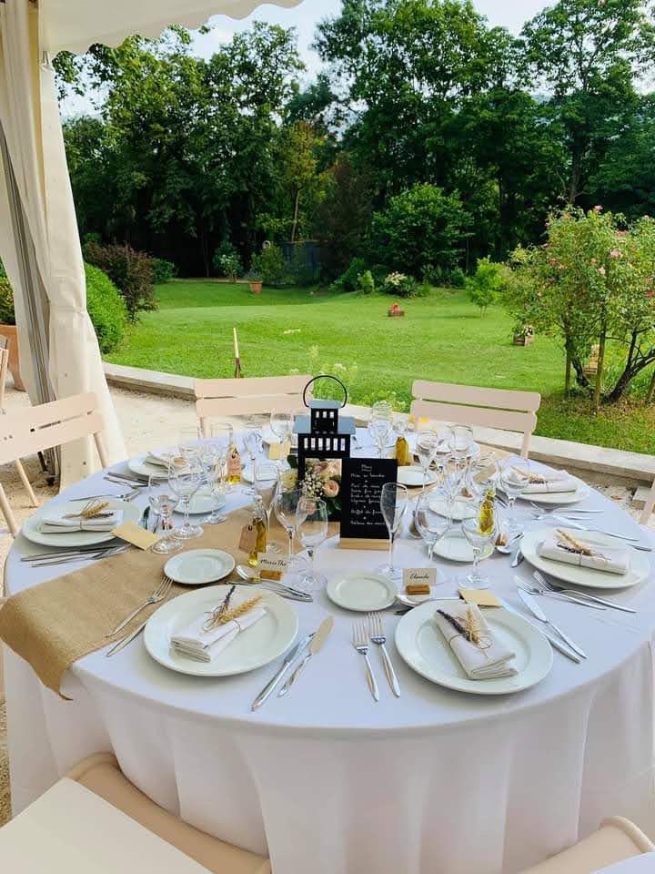 Assiette blanche économique en location