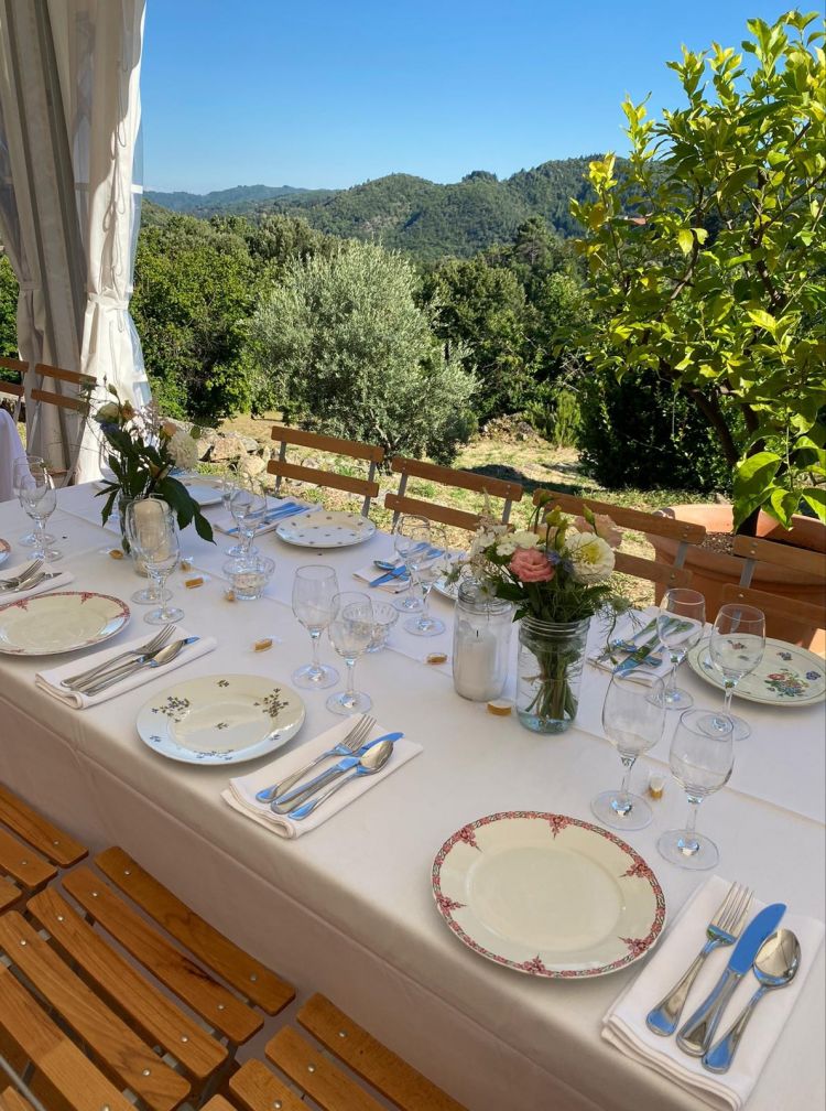 Location de couverts pour mariage en Drôme