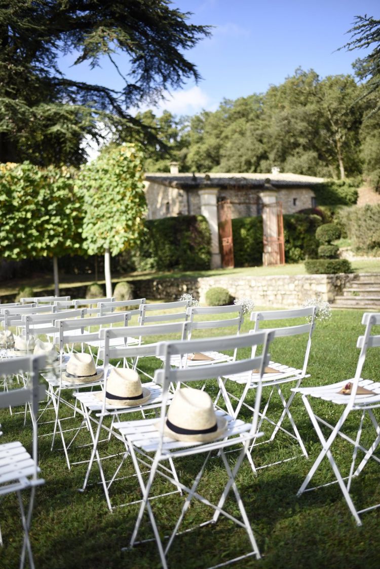 Location de chaise pour mariage à Avignon