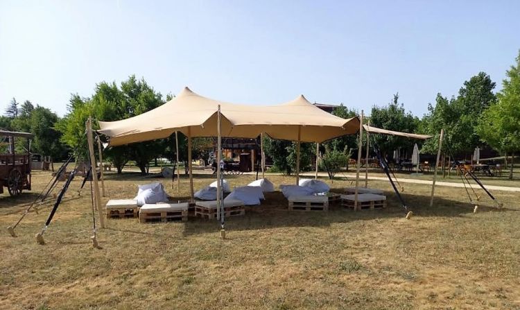 Location de salon palette en Provence