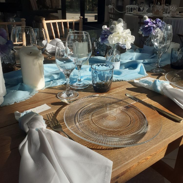 Location de verre bleu à Avignon