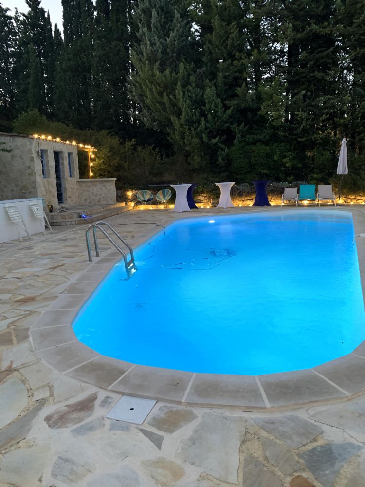 Guirlande guinguette à louer pour vos mariages en Provence