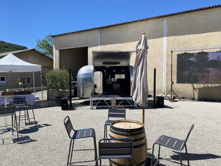 Location de mobilier évènement Pro en Drome