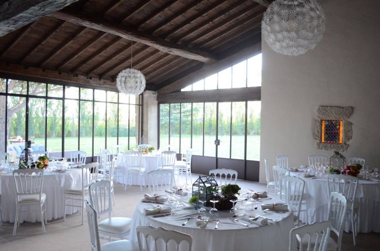 Louez de nappes tissu à bas prix en Drôme
