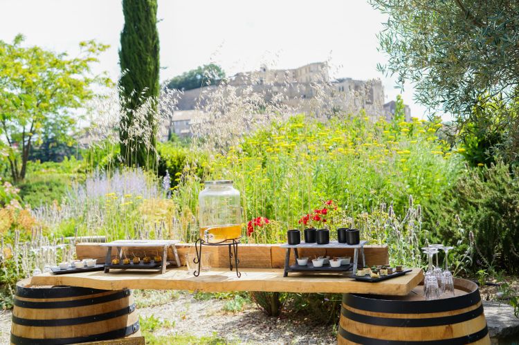 Location de mobilier en Provence