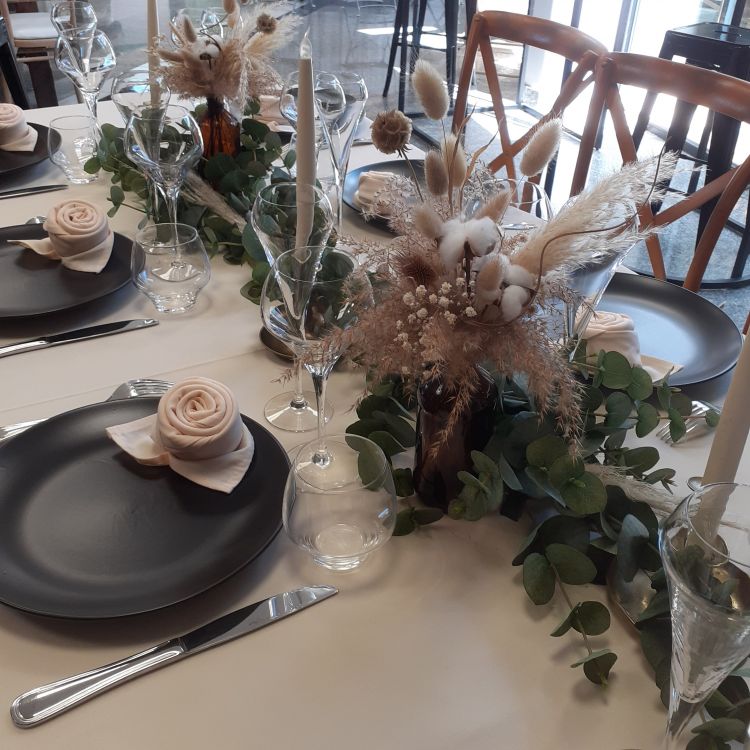 location de nappe a Avignon