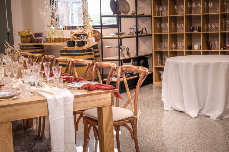 table bois en location en Provence