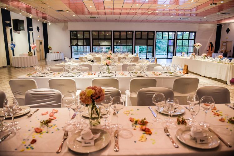 Louez votre mobilier de mariage