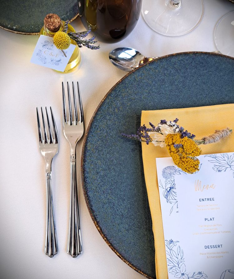 Location d'assiette pour vos mariages en Provence