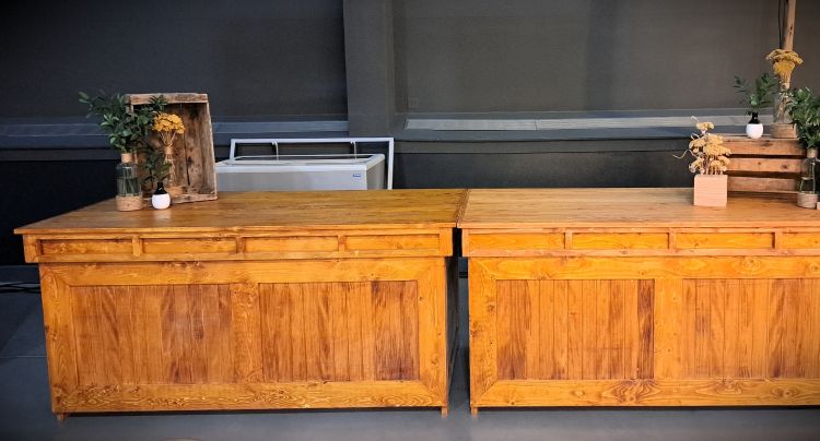 Location de bar ou buffet en bois