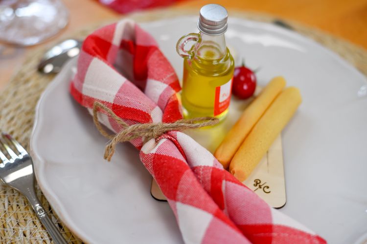 Louez des serviette pour votre repas italien
