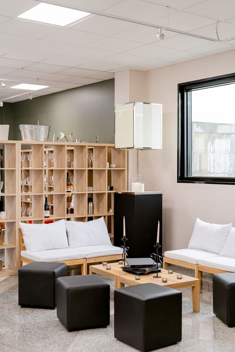Location mobilier de réception entreprise vers Lyon